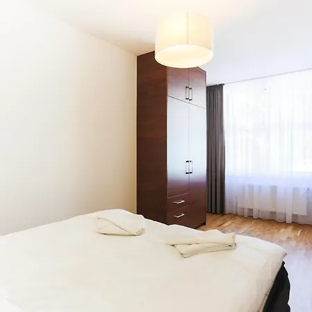 - Rubin Ii 公寓 斯维诺乌伊希切